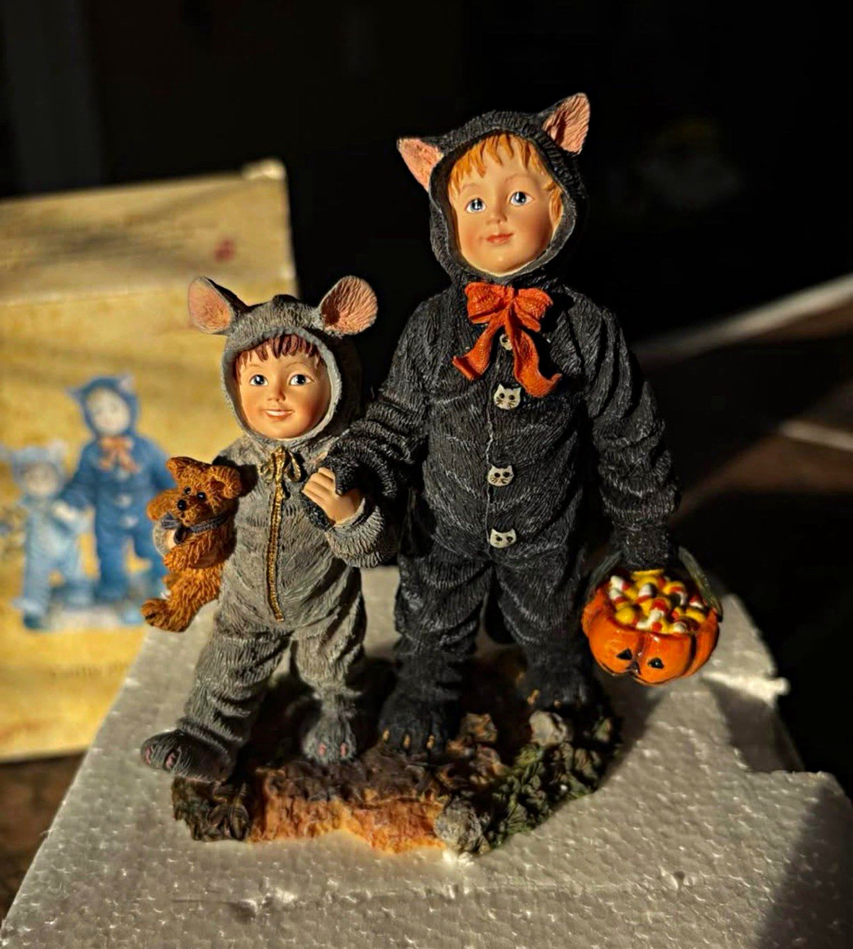 Yesterday\'s Child Dollstone Cathy & Miranda Trick or Treat Figurine Box COA