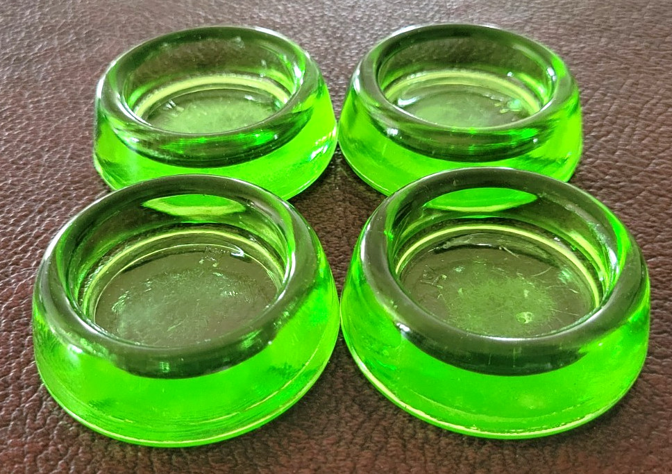 4 VTG Hazel Atlas Uranium Glass Votive Tea Light Candle Holder Furniture Glides