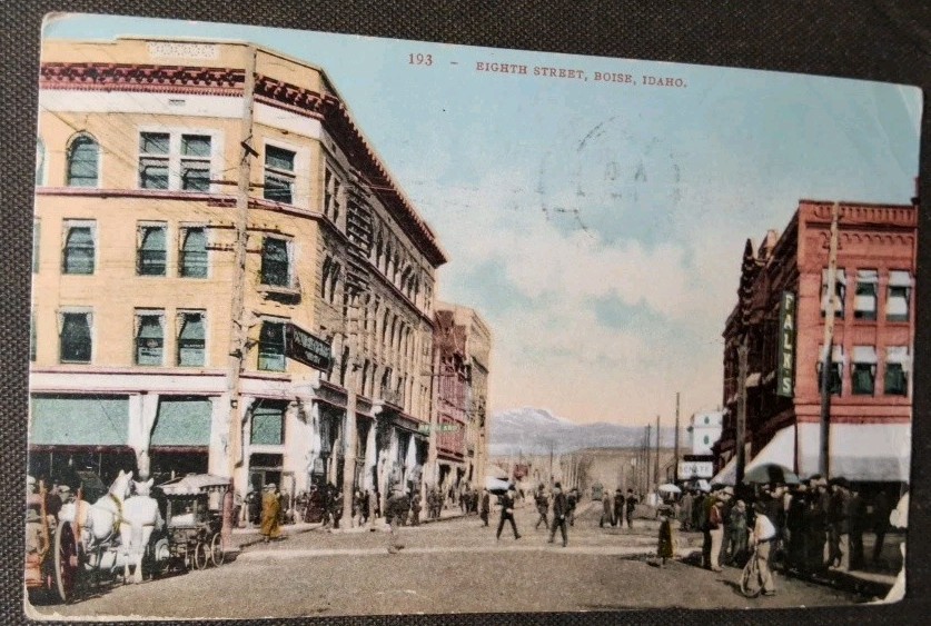Boise, Idaho Eighth Street Scene Downtown Buildings Post Card 