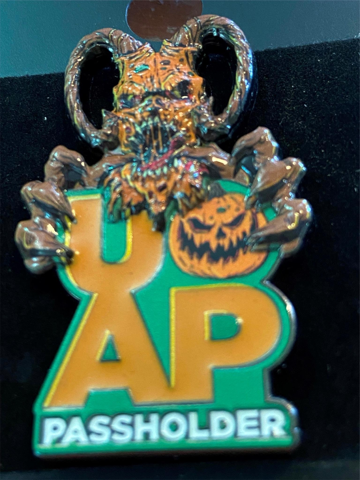 Universal Halloween Horror Nights Pin HHN 2022 Pumpkin Lord UOAP Passholder