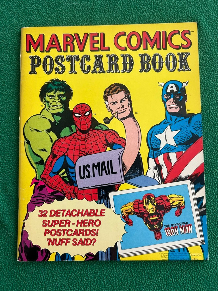 Vintage 1978 MARVEL COMICS POSTCARD BOOK Complete & Unpunched, 32 characters