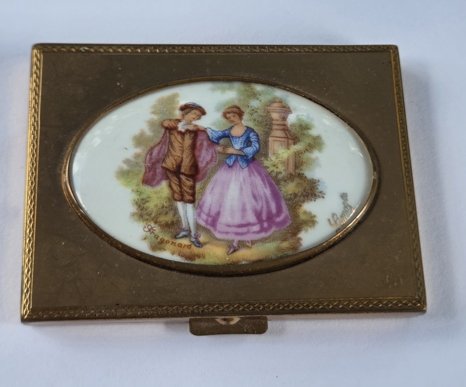 Vintage Patrys French Limoges Powder Compact Mirror Courting Couple France