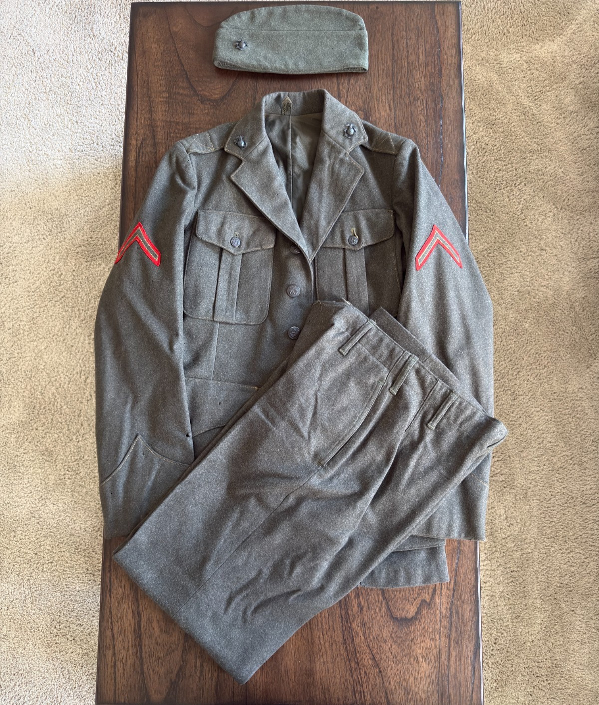 Original WWII USMC 1st Marine Div KIA Peleliu Named PFC Doughtie Uniform Group