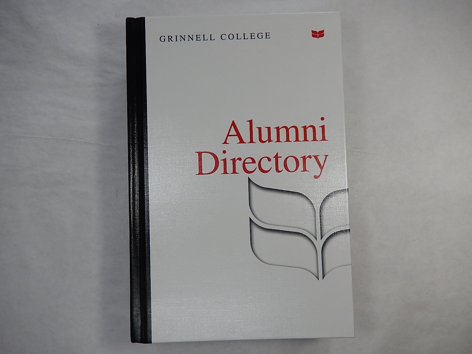 Alumni Directory, Grinnell College, Grinnell Iowa, 2006, covers 1916-2006