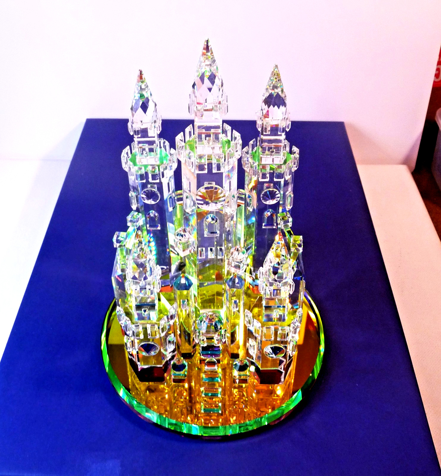 Rare 1990 IRIS ARC Swarovsky Crystal Limited Ed. ENCHANTED CASTLE #418/500 w/Box