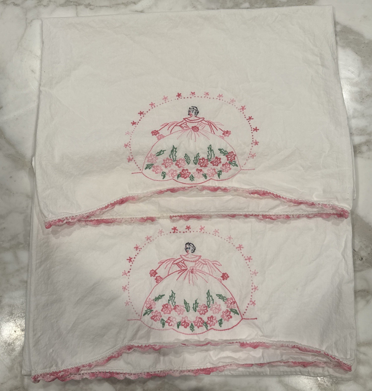 VTG 1950s Hand Embroidered Pink Princess Floral Pillowcases w/ Crochet Pink Edge