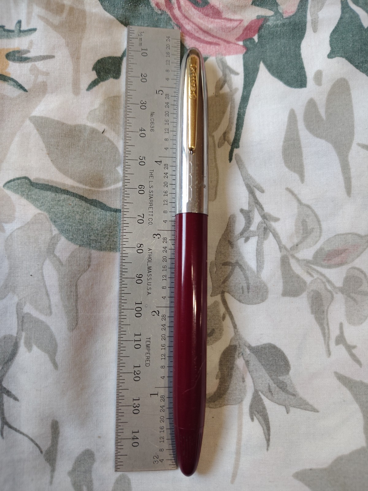 Sheaffer Snorkel Bordeaux Barrel & Chrome cap 14k Gold Fine Nib Fountain Pen USA