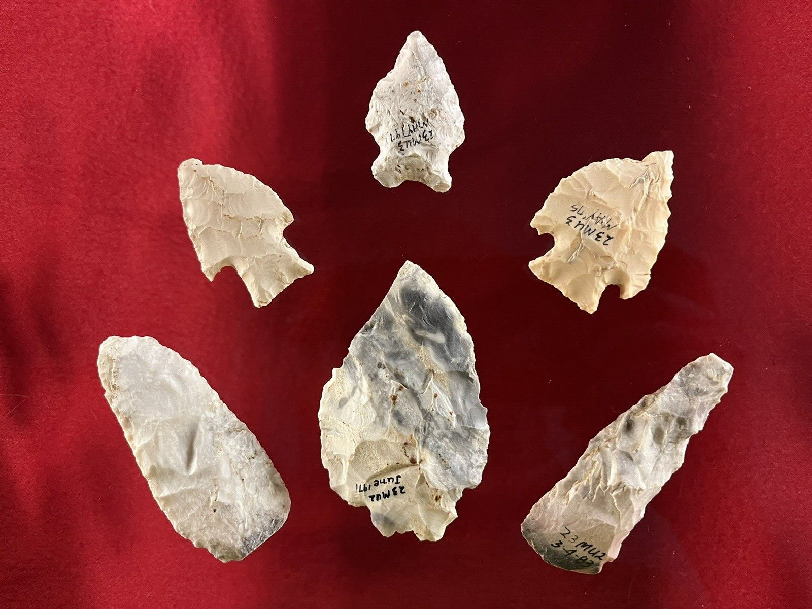 ATTRACTIVE GROUP OF 6 MISSOURI ARCHAIC ARROWHEADS AUTHENTIC INDIAN ARTIFACT B23O