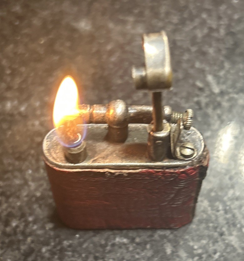 Alfred Dunhill Unique Lift Arm Petrol Wick Type Lighter Early Model 