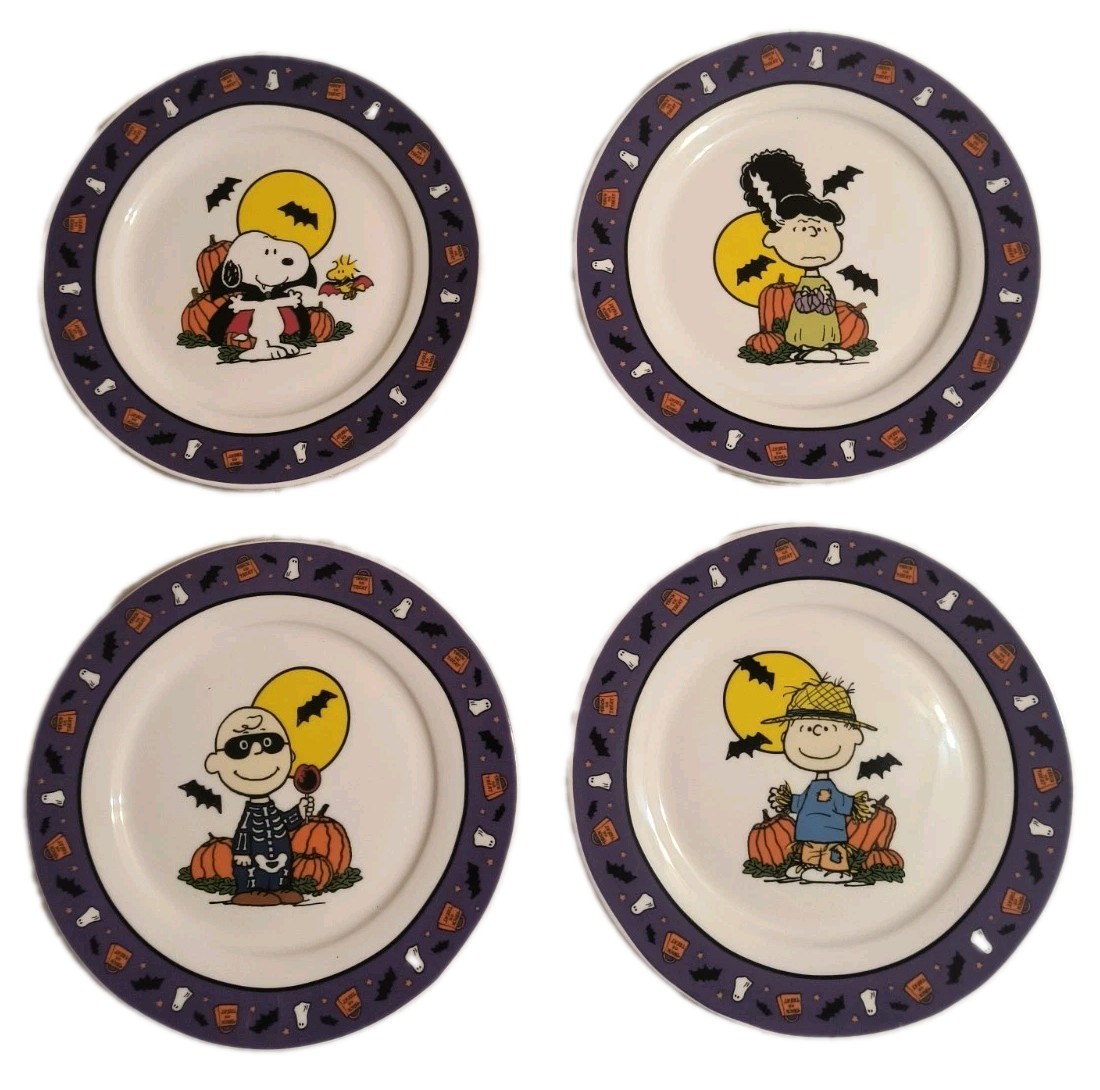 Peanuts Halloween 4-Pack Ceramic Plates 8