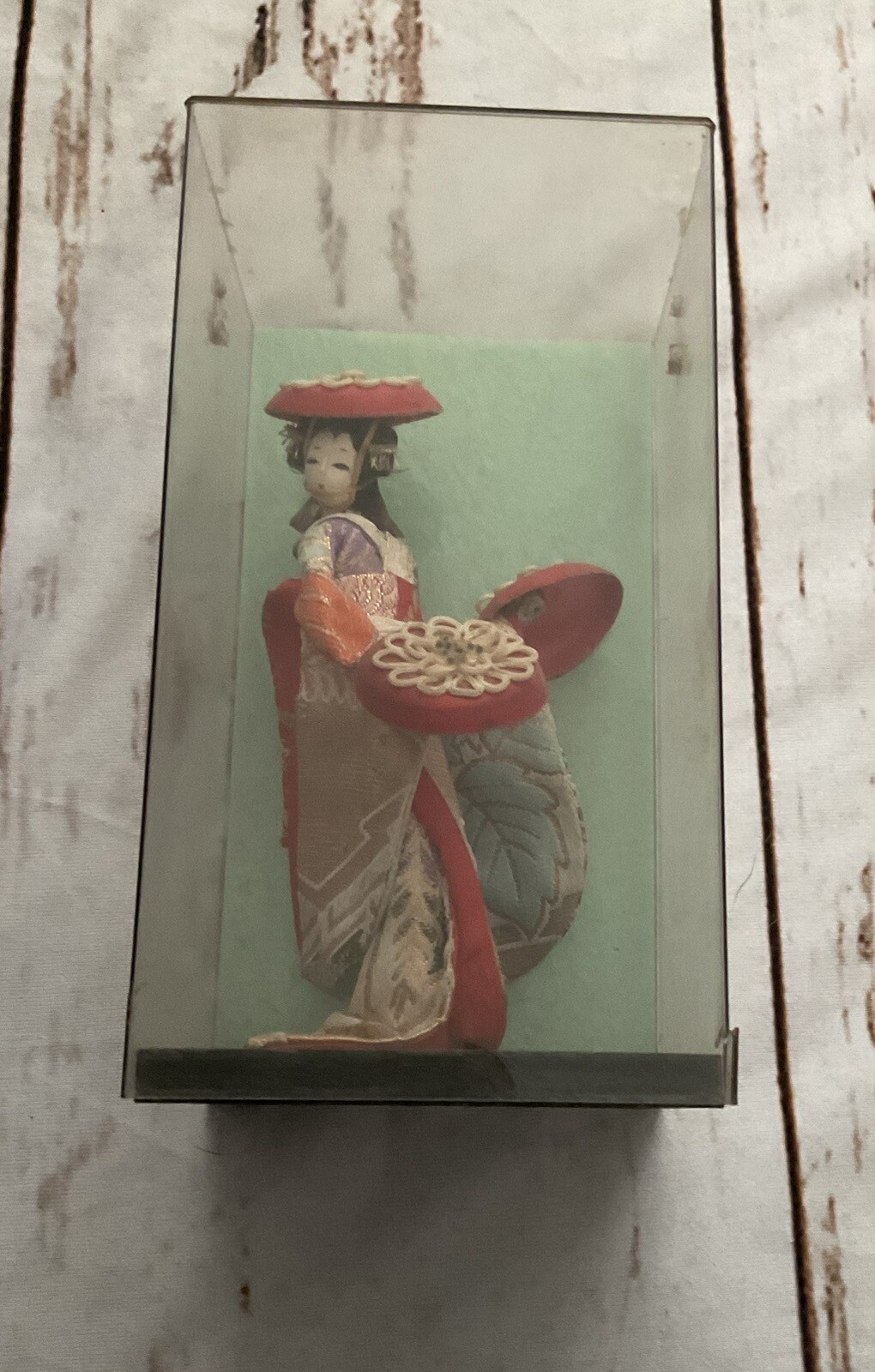 VINTAGE JAPANESE GEISHA DOLL DANCING