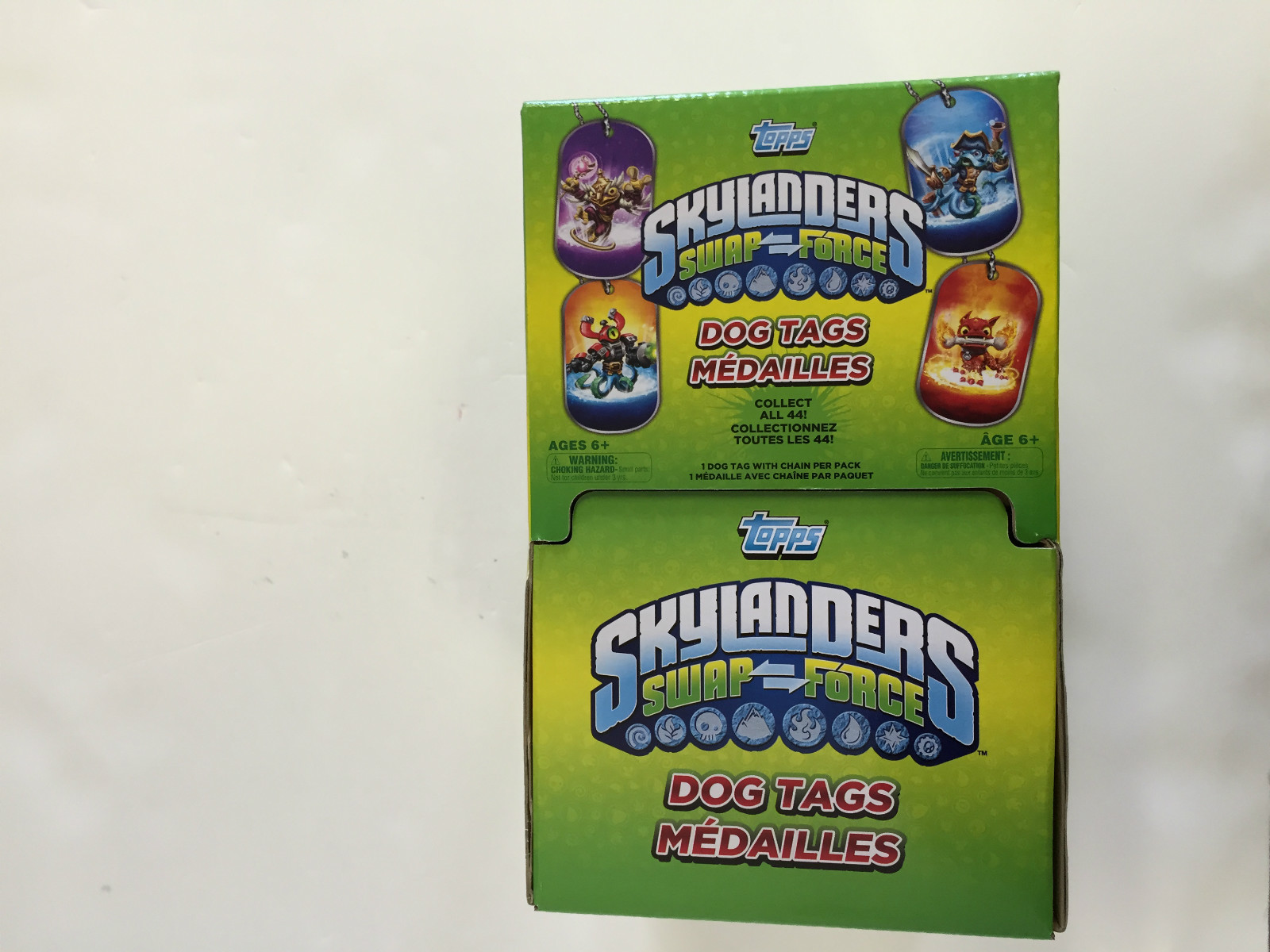 2013 TOPPS SKYLANDERS SWAP FORCE DOG TAGS GRAVITY FEED BOX ( 36 PACKS )