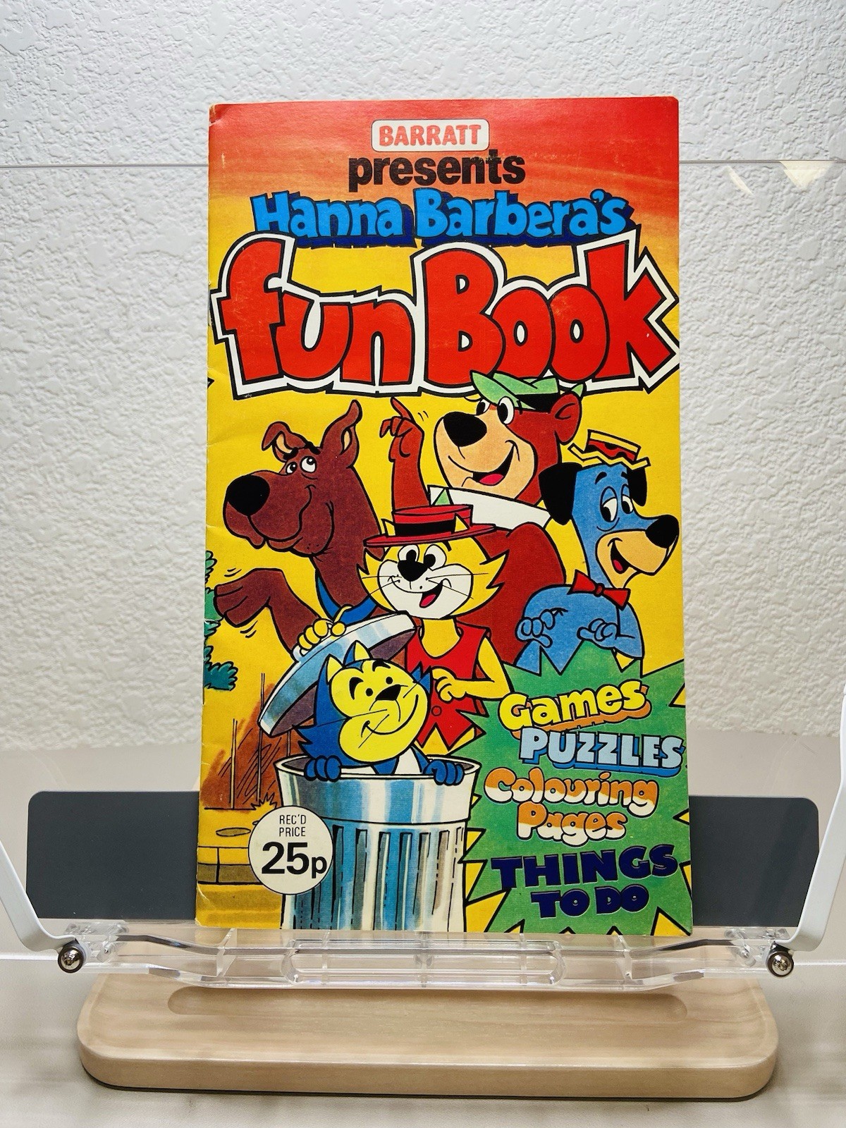 1983 Barratt Hanna Barbera Cartoon Capers complete card set READ