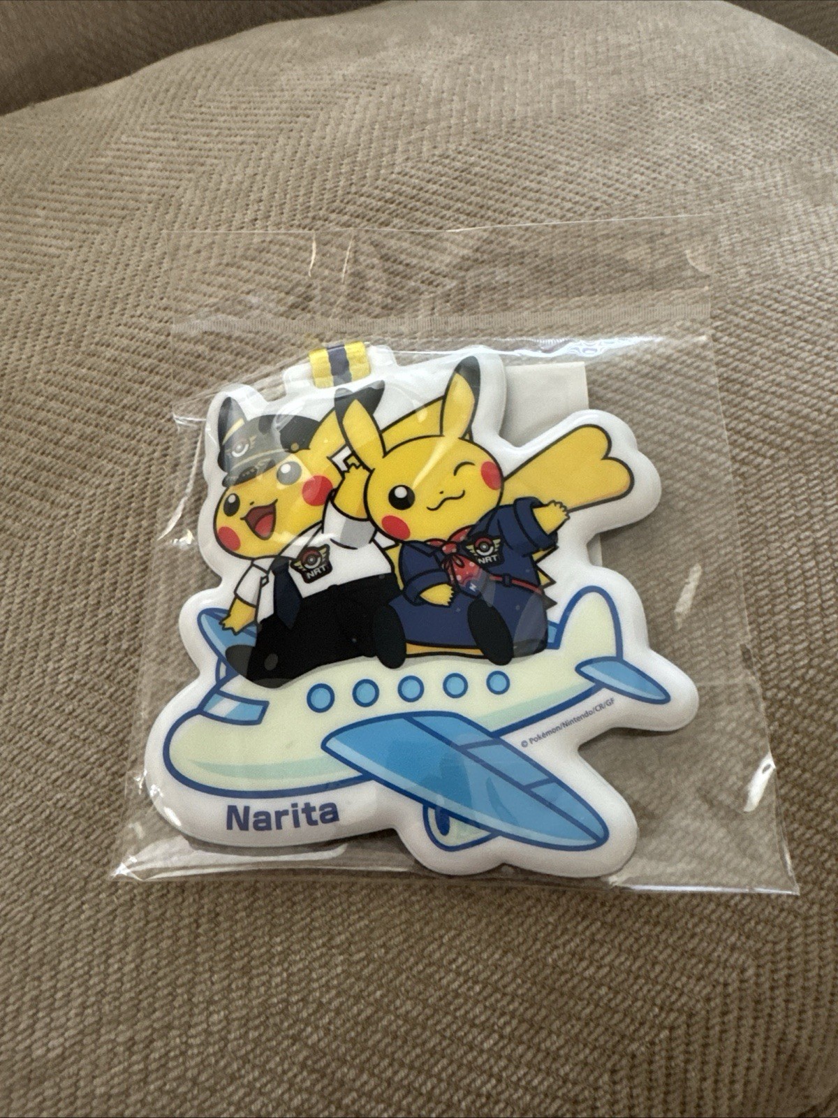 Pokémon Narita Airport Japan Pilot & Flight Attendant Pikachu Luggage Tag