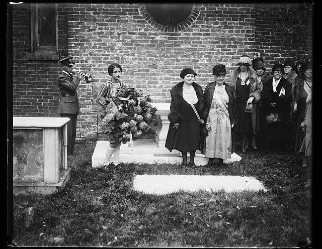 Photo:1929 Funeral Ceremony Women Trumpeter Brick Building Procession