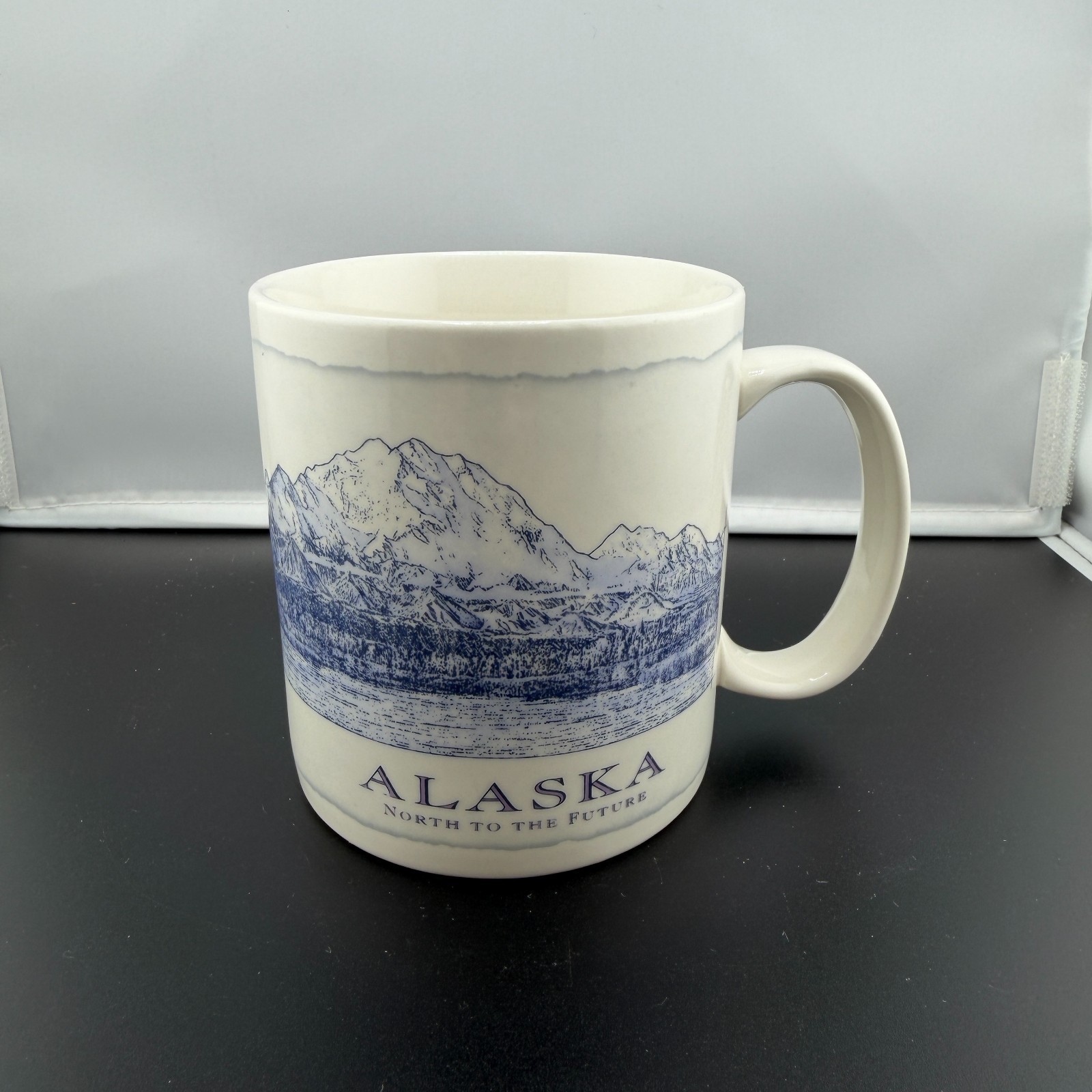  STARBUCKS ALASKA CITY COFFEE MUG CUP ARCHITECTURAL SERIES NORTH TO THE FUTURE 