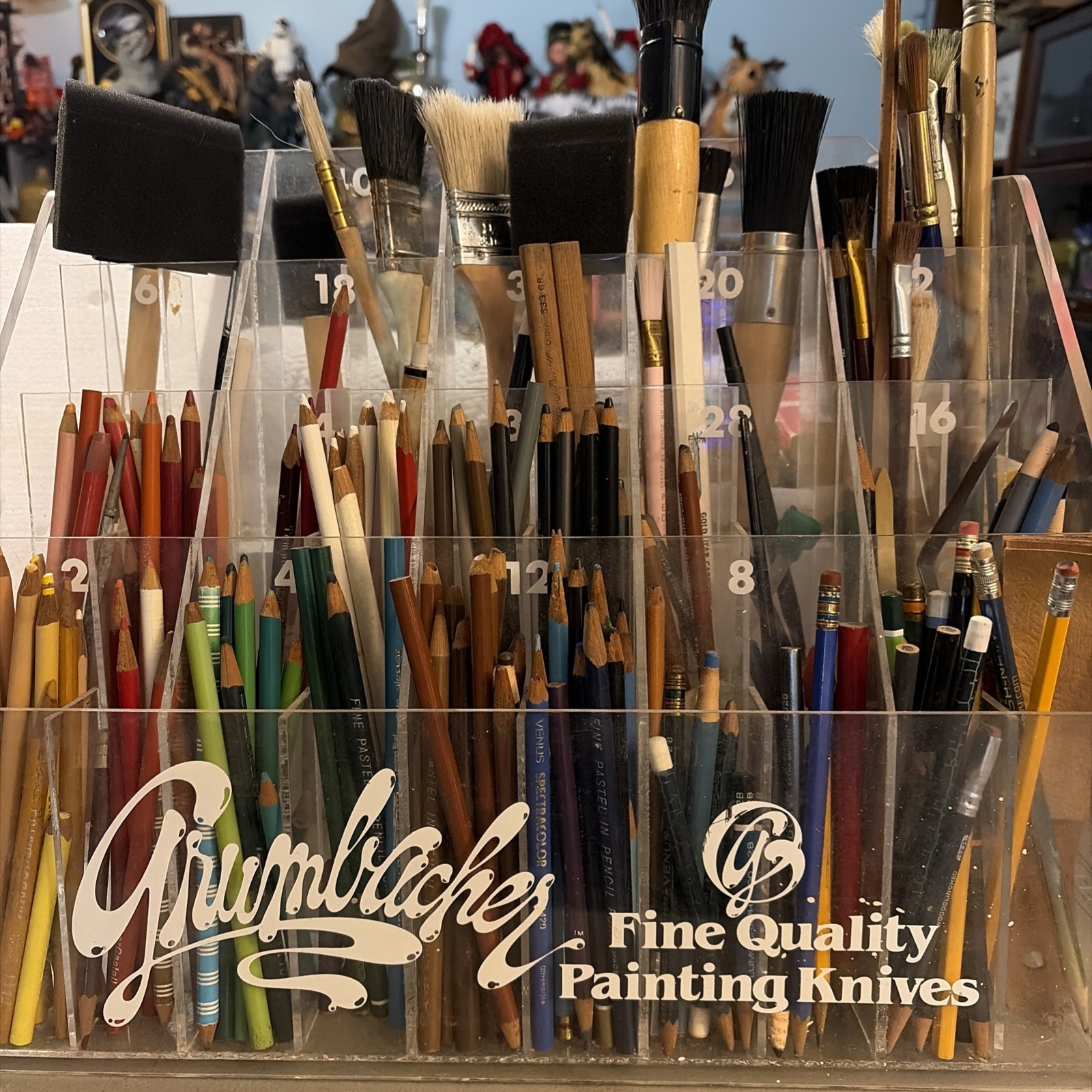 VTG Grumbacher ARTIST Fine Quality, Painting, Knives, Display Plus Extras