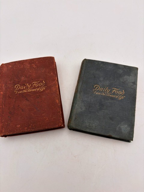 1913 ANTIQUE DAILY FOOD FOR CHRISTIANS MINI DEVOTIONAL BOOK