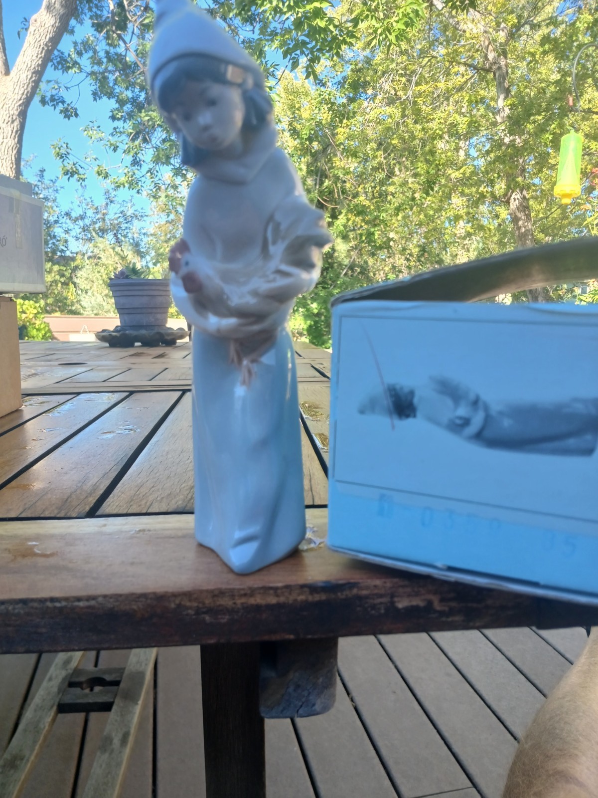 Lladro Shepherdess With Rooster 4677 Retired Mint With Box 1969-1970 