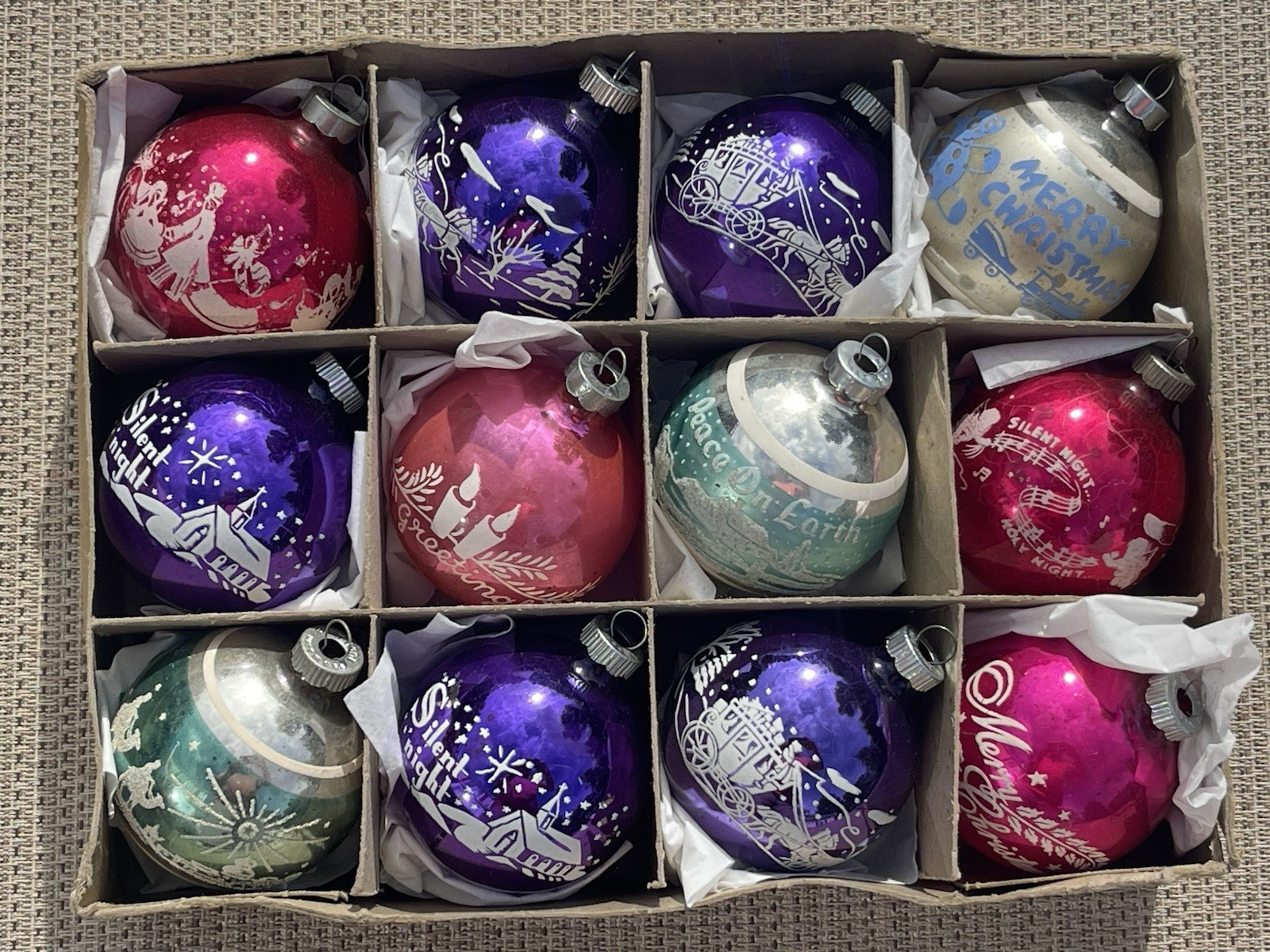 12 Vintage Mid Century Shiny Brite Stenciled Glass Christmas Bulbs Med Ornaments