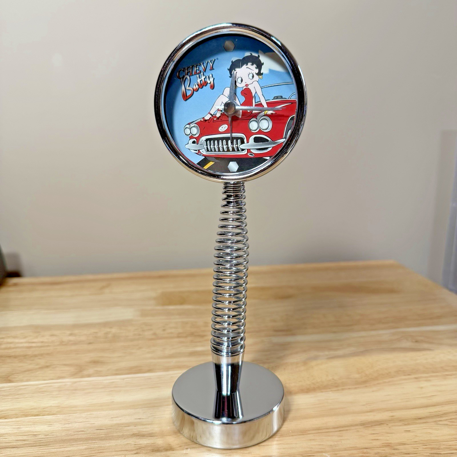 VTG 2003 - Betty Boop - Chevy Betty Desk Clock - GM Licensed
