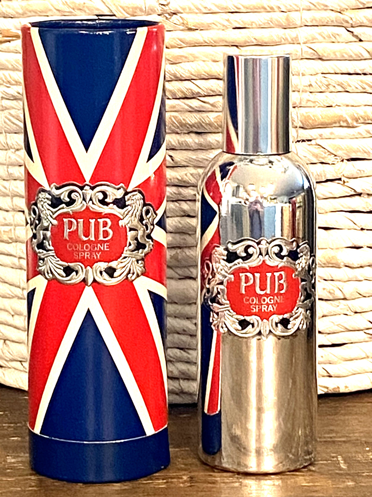 VTG PUB Flag Pole Cologne Spray 3.5 oz Chrome Revlon in Original Package NOS
