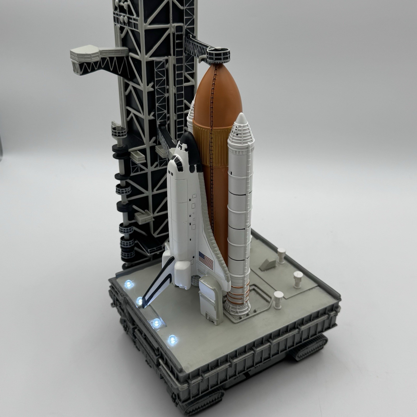 Bradford Exchange NASA Kennedy Space Center Launch Pad Lighted Sculpture COA
