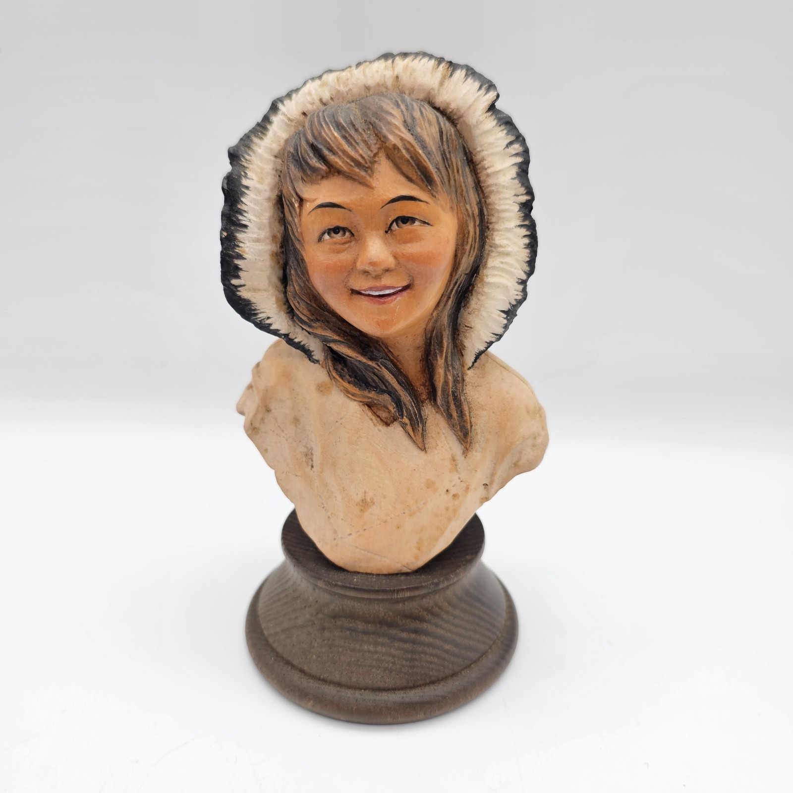 Anri Eskimo Girl Bust 16/2000