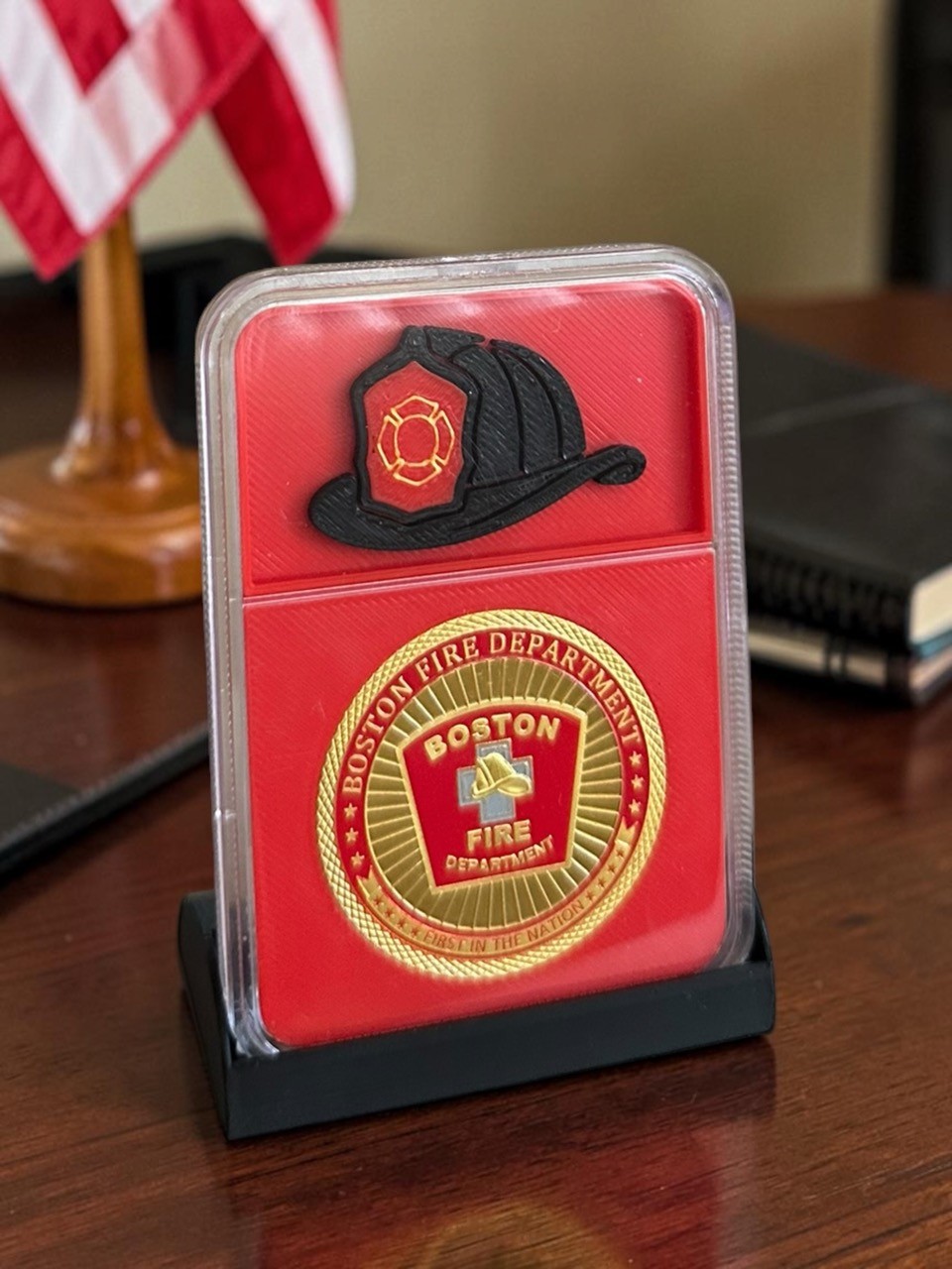 BOSTON Fire Dept. Challenge Coin in MACE Signature Display ·FAST SHIPPING· ·NEW·
