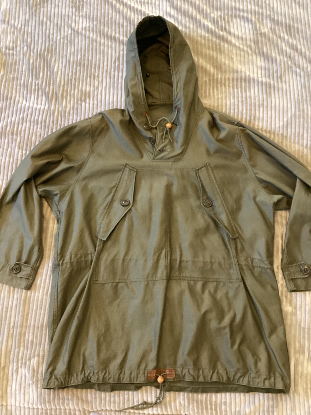M1943 US Army Mountain Anorak Parka,  Authentic Original,  Medium,  very good