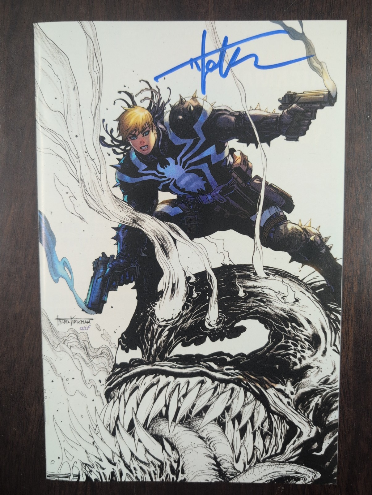 Venom #29 Kirkham Secret Color Splash Variant Signed By Tyler Kirkham W/COA