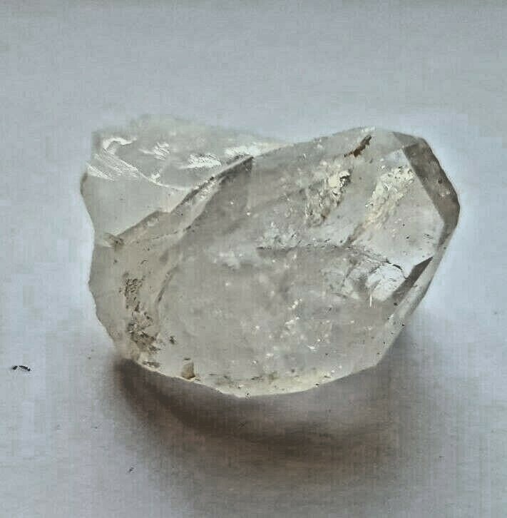 Quartz Crystal Cluster Crystal 46mm-38mm 48g Natural Healing Mineral Reiki 05