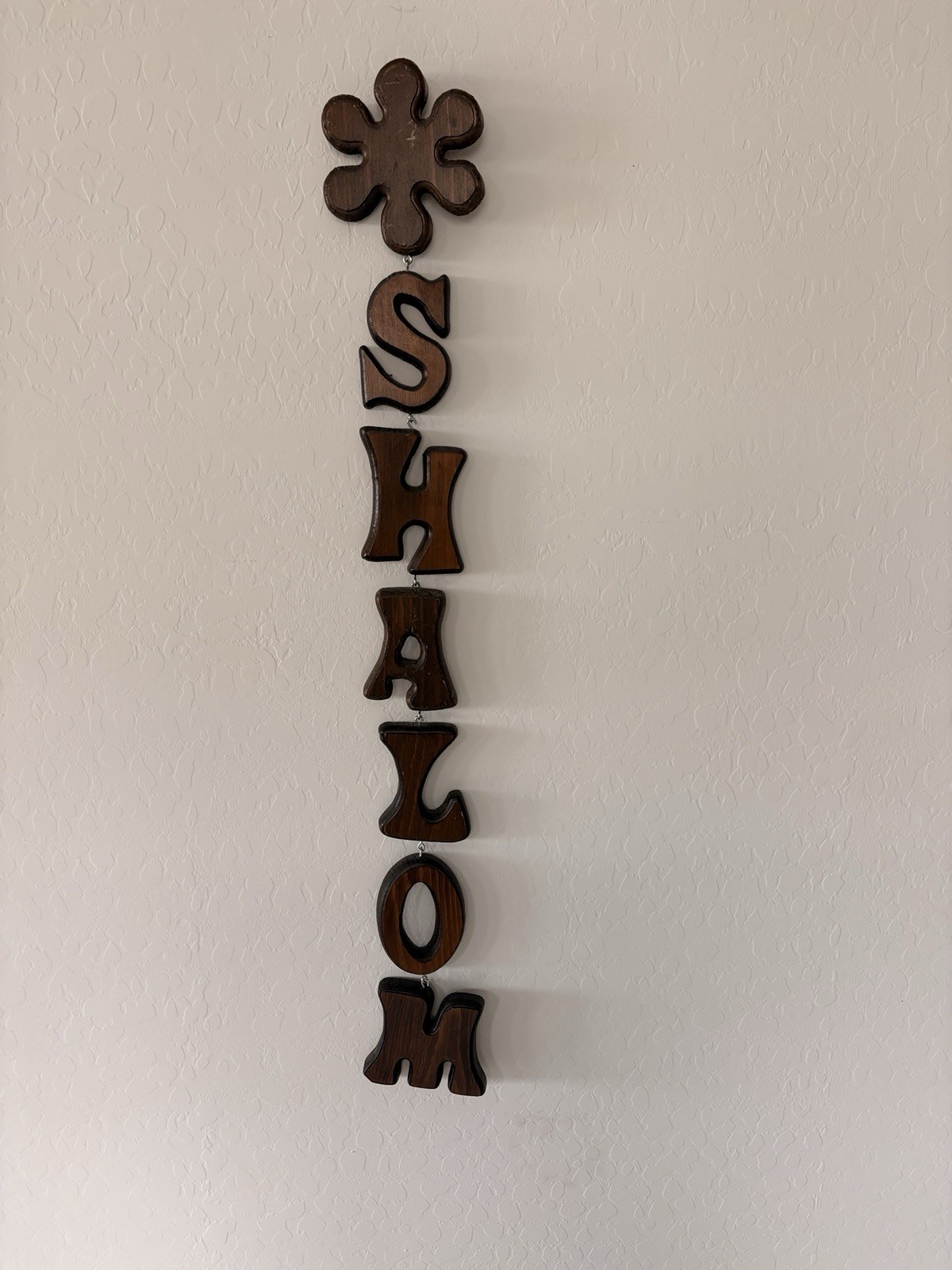 VTG Wooden Shalom Wall Hanging