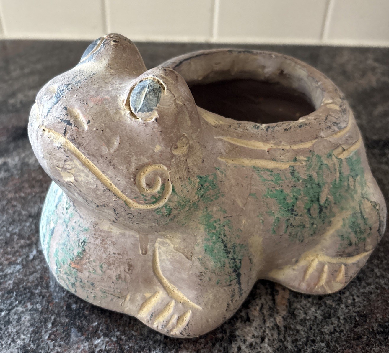 Frog Toad Planter Ceramic Pottery Folk Art Outdoor Garden Clay Drainage Hole EXC
