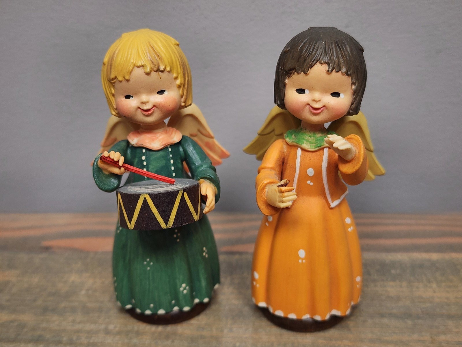 ANRI Vintage Lot of 2 Wooden Italian Girl Figurines 