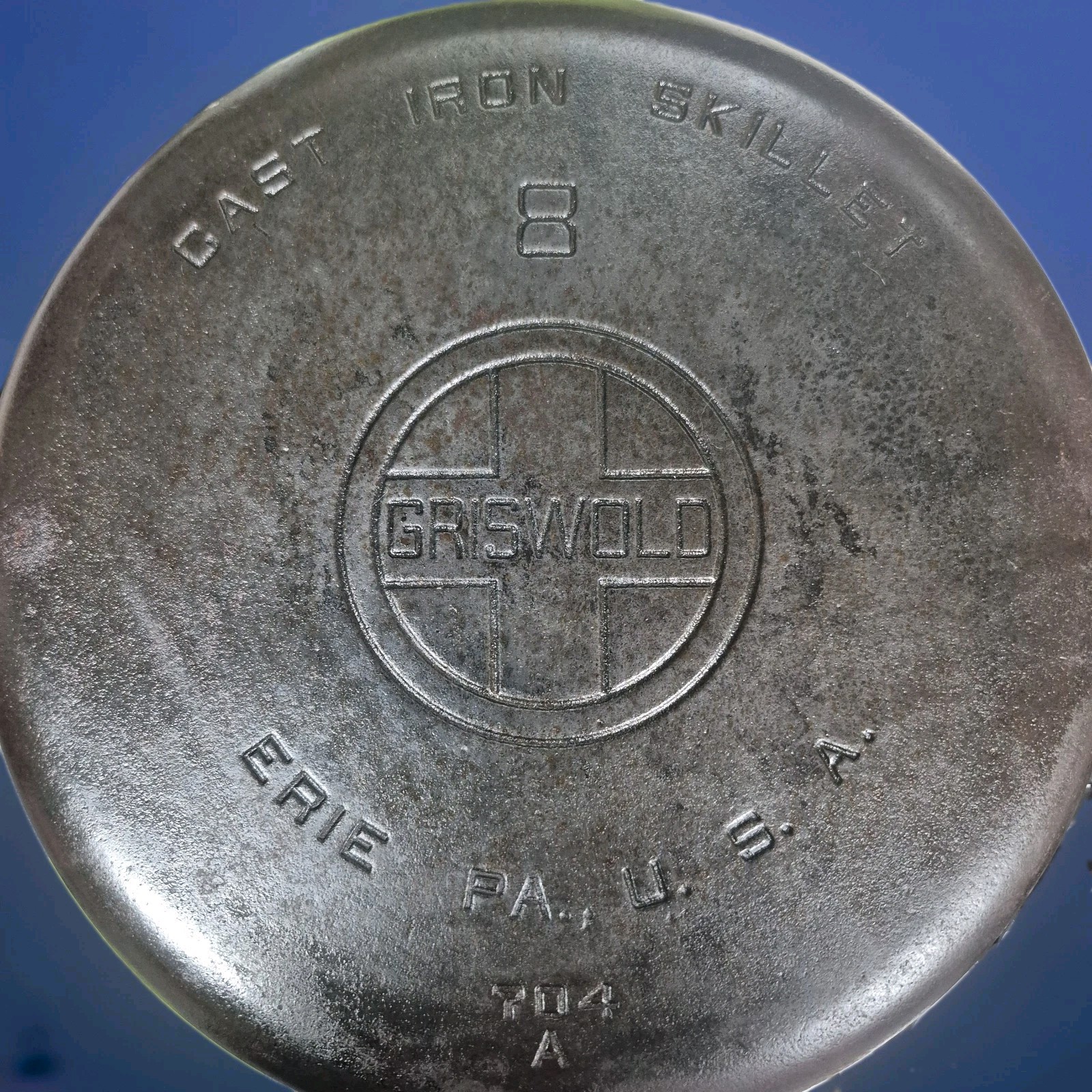 Griswold Cast Iron Skillet #8 Large Block Logo 704A Sits 100% Flat \