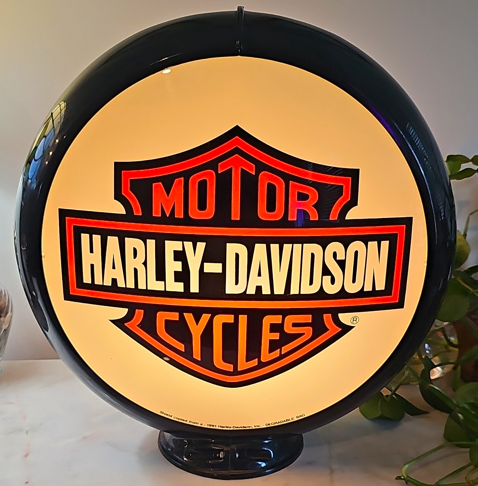 Harley-Davidson Motor Cycles Reproduction Gas Pump Globe 13.5in Lamp