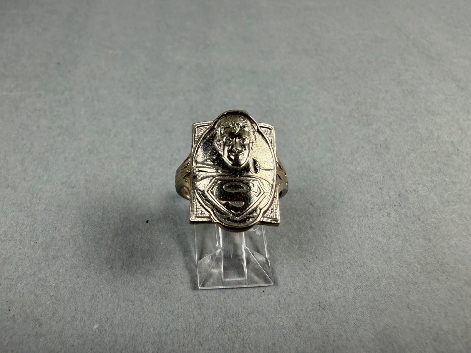 gorgeous SUPERMAN CRUSADER RING 1946 Kellogg's Beautiful Condition