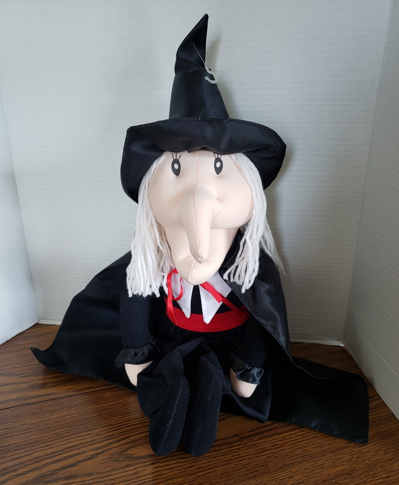 Vintage 1988 Witch-a-Roo Jolly Toys Halloween Hanging Witch Cape Plush