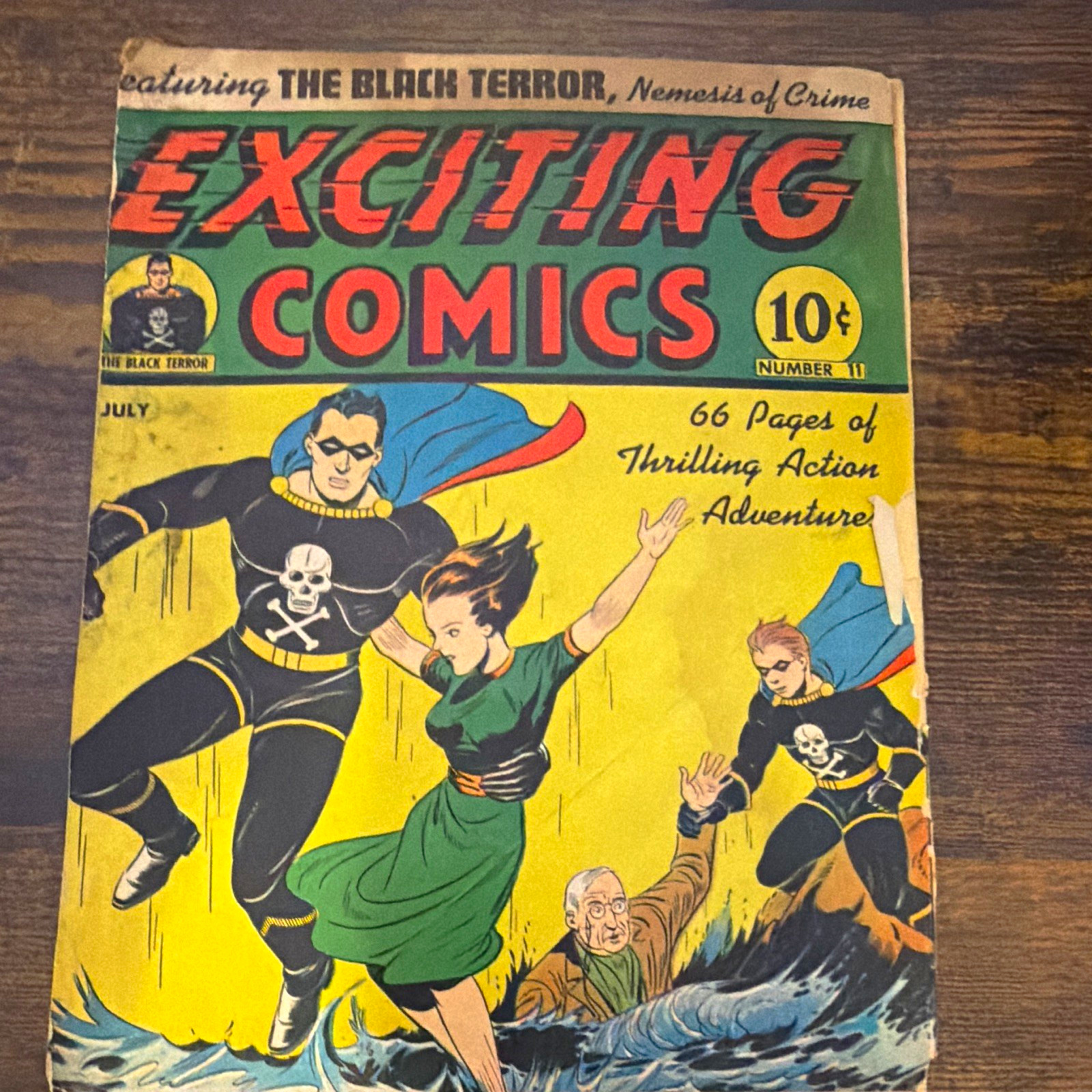Exciting Comics #11 The Black Terror Golden Age Color English Single Issue this