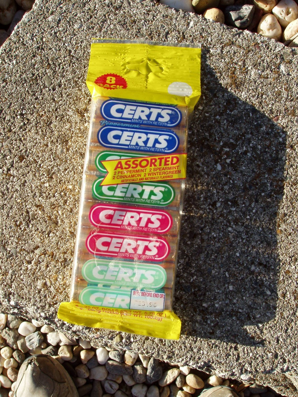 VINTAGE 8 PACK CERTS  with RESTYN BREATH MINTS 4 FLAVORS SEALED PACKAGE NEW