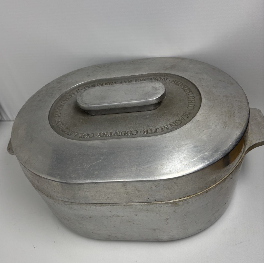 VTG Magnalite GHC Country Collection Aluminum 12” Dutch Oven Roaster W/ Lid 5265