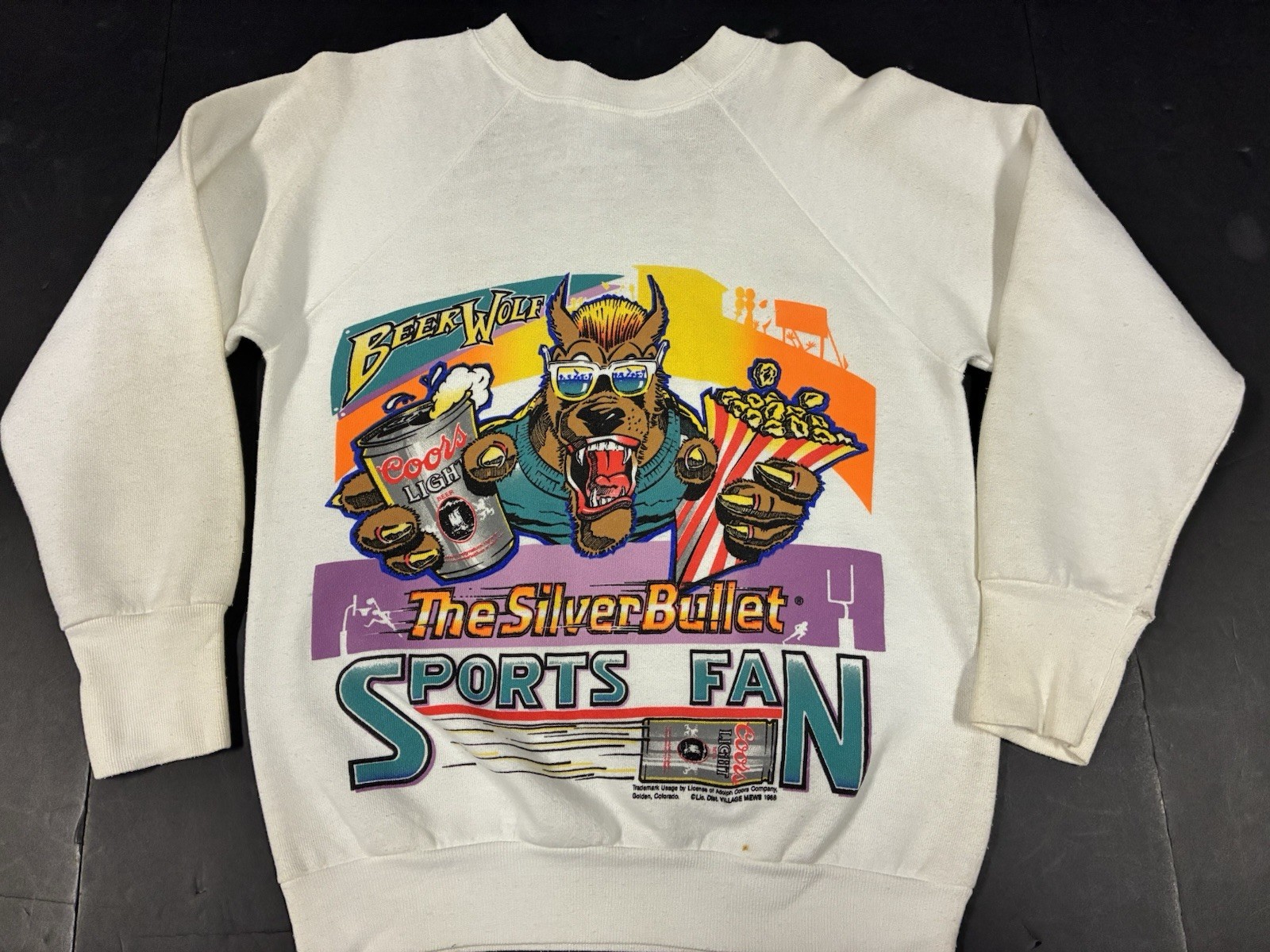 Vintage 1980’s Spuds McKenzie Silver Bullet Sports Fan Dog Coors Light (Size S)