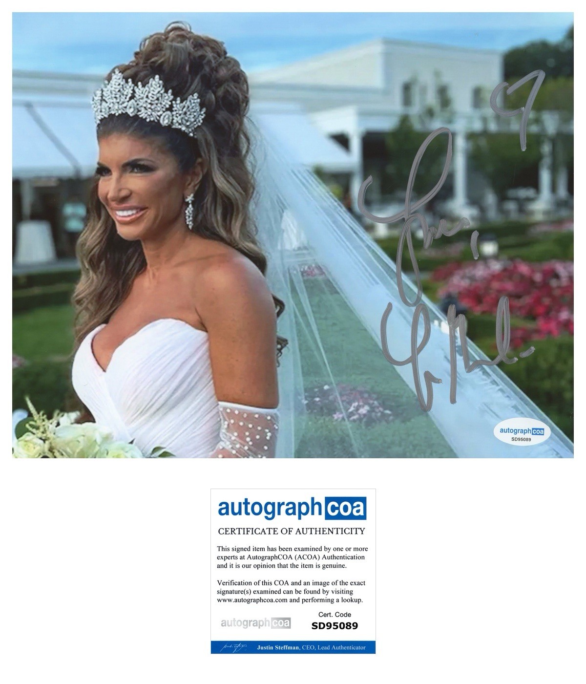TERESA GIUDICE SIGNED REAL HOUSEWIVES OF NEW JERSEY 8x10 PHOTO - ACOA COA