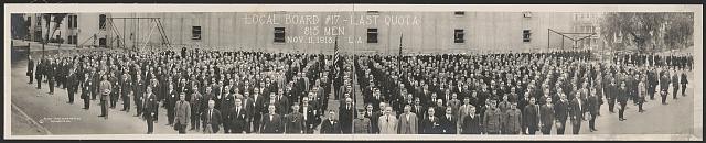 Photo:Local Board #17, last quota, 815 men, Nov. 11, 1918, L.A.