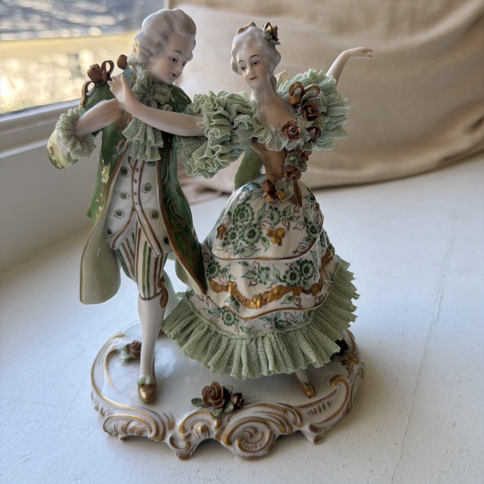 Antique Mueller Volkstedt Dresden Dancing Couple Figurine RARE color 💚