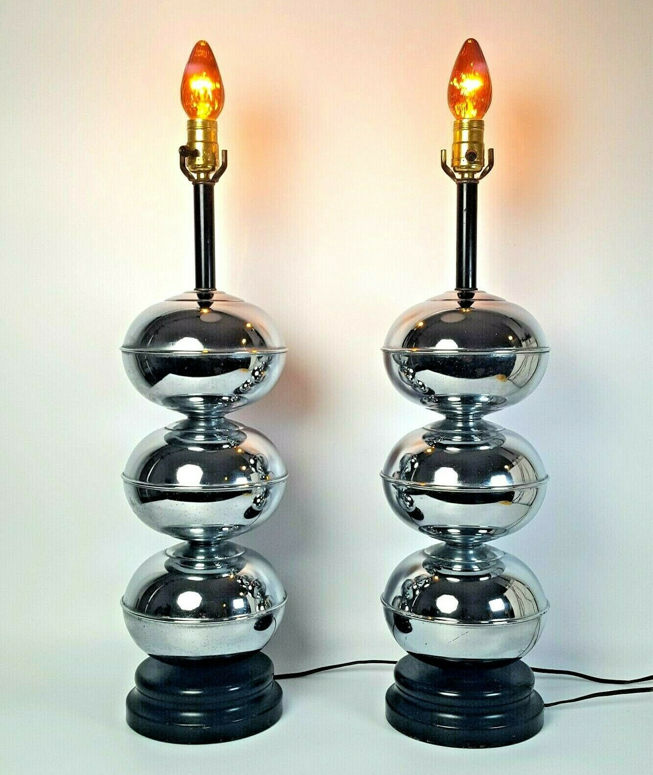 Pair Mid Century Vintage Modern Chrome Stacked Balls Table Lamp Van Teal Style