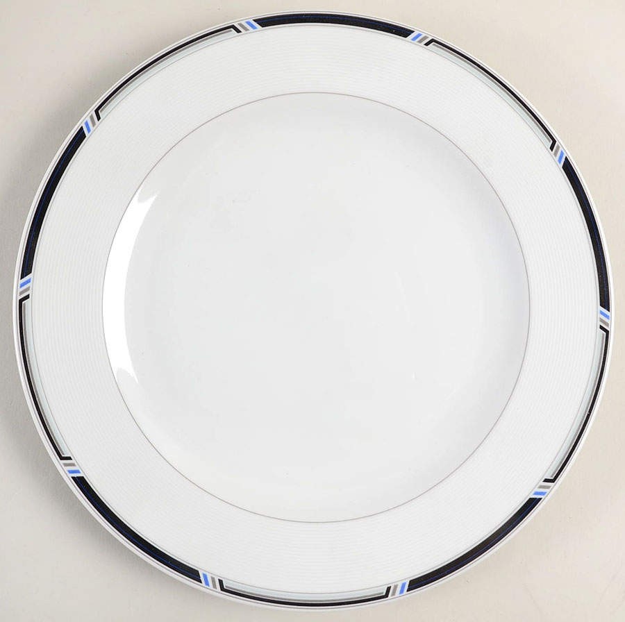 Christopher Stuart Executive Suite Dinner Plate 1423410