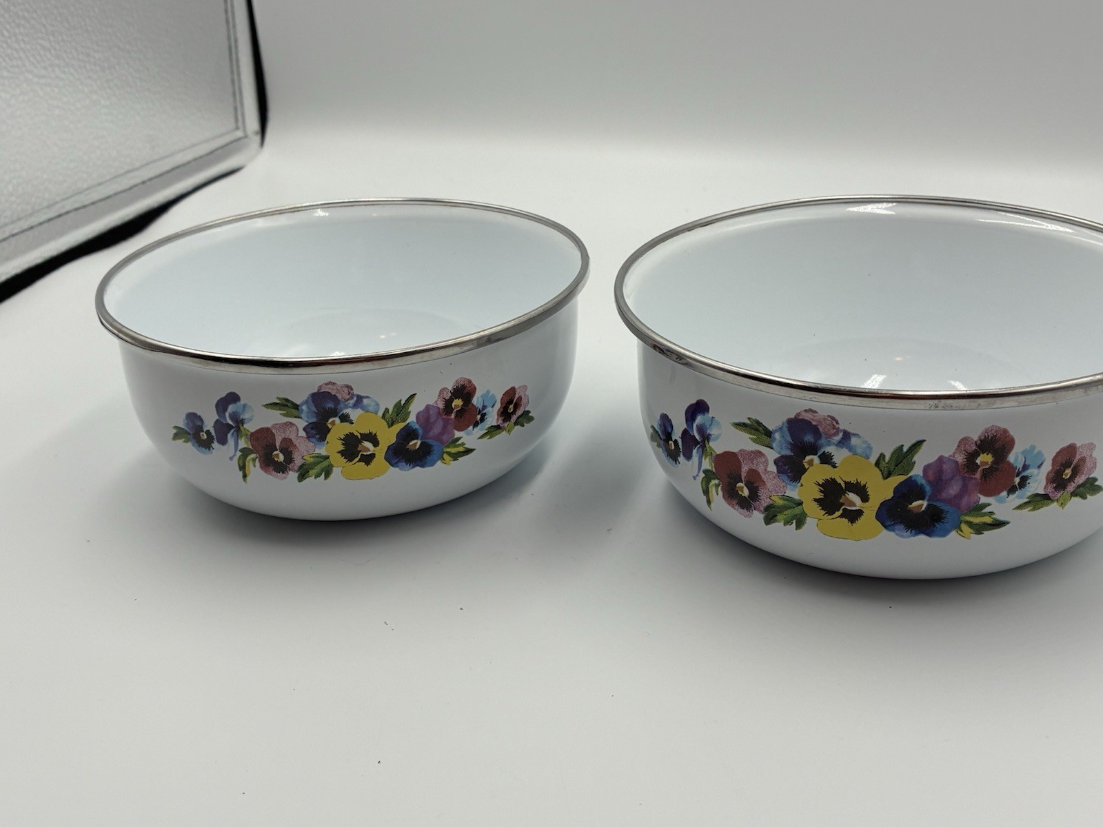 Vintage GMI enamelware Metal Bowls Set Of 2 Pansy Floral