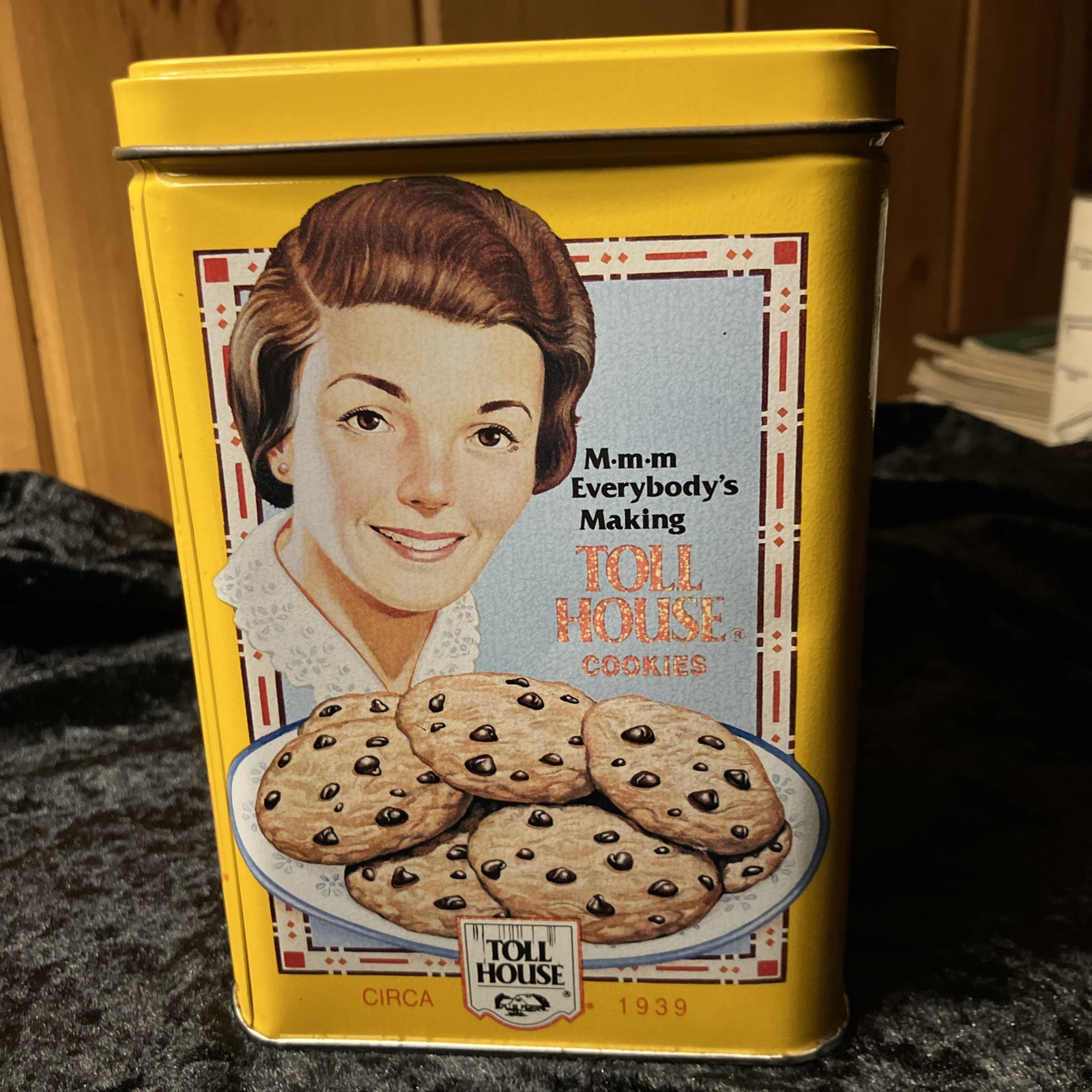 1980-90s Vintage Nestle Toll House Cookie Yellow Commemorative Tin C. 1939/42/54